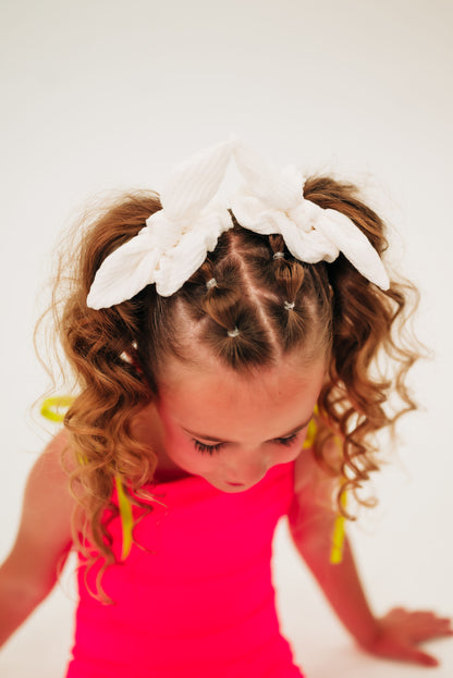 Bow Pigtail Scrunchie Set in White